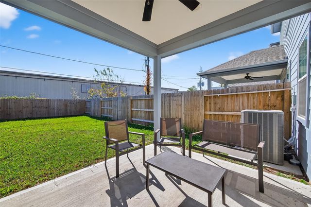 10021 Alfred Lane A, Houston, TX 77041