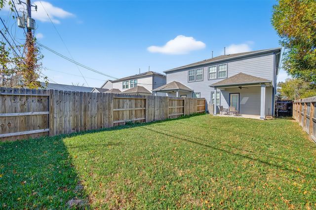 10021 Alfred Lane A, Houston, TX 77041