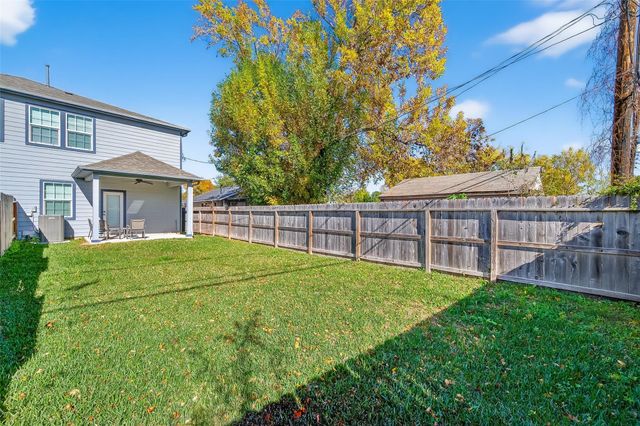 10021 Alfred Lane A, Houston, TX 77041