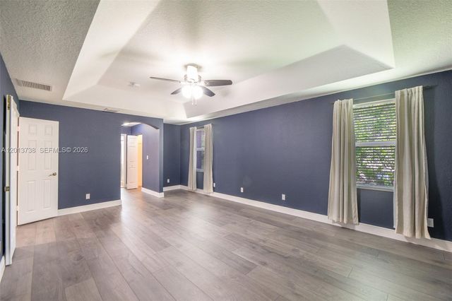 4207 W Whitewater Avenue, Weston, FL 33332