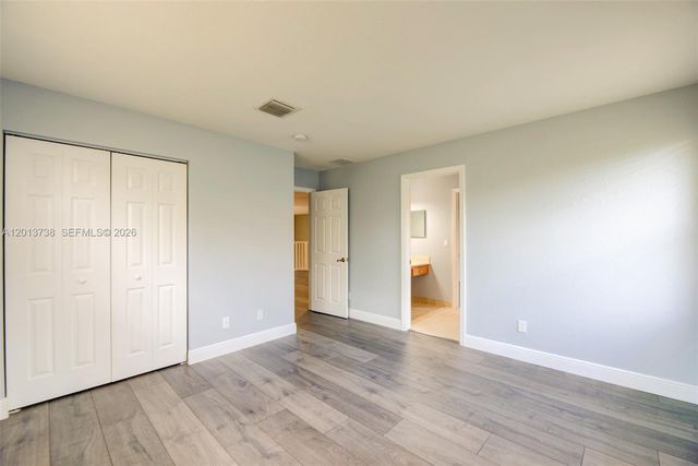 4207 W Whitewater Avenue, Weston, FL 33332
