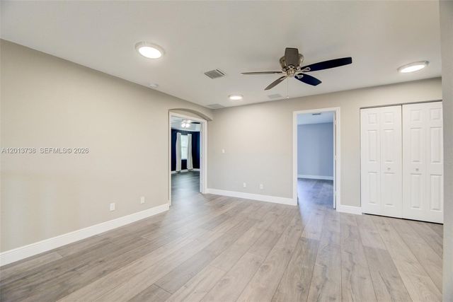 4207 W Whitewater Avenue, Weston, FL 33332