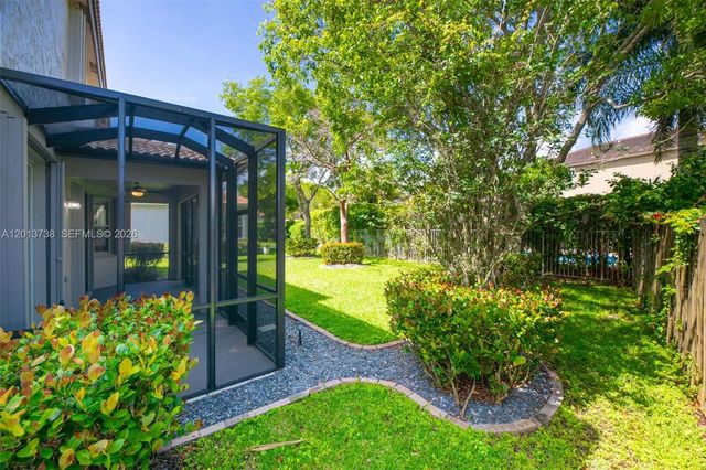 4207 W Whitewater Avenue, Weston, FL 33332