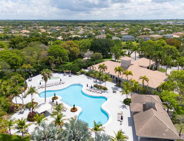 4207 W Whitewater Avenue, Weston, FL 33332