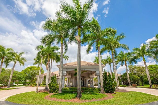 4207 W Whitewater Avenue, Weston, FL 33332