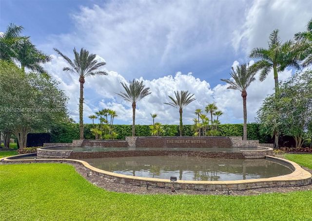 4207 W Whitewater Avenue, Weston, FL 33332