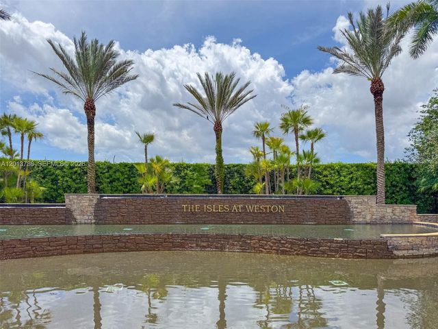 4207 W Whitewater Avenue, Weston, FL 33332