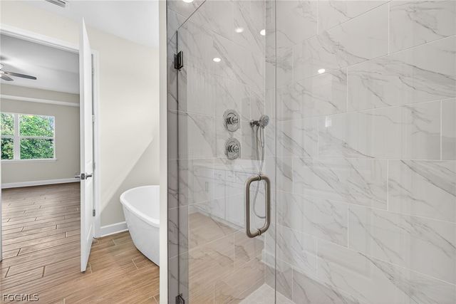 303 SE 1st PL, Cape Coral, FL 33990