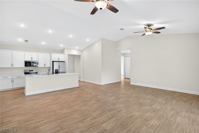 303 SE 1st PL, Cape Coral, FL 33990