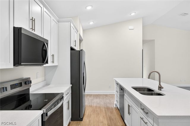 303 SE 1st PL, Cape Coral, FL 33990