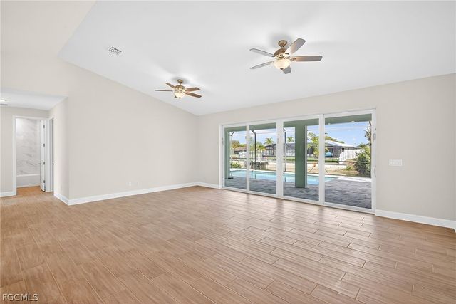 303 SE 1st PL, Cape Coral, FL 33990