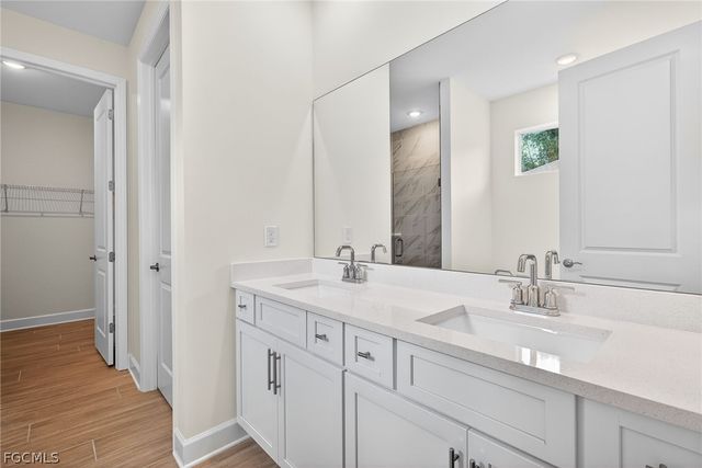 303 SE 1st PL, Cape Coral, FL 33990