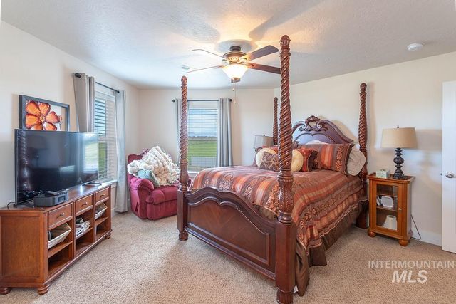 2820 W Paula Red, Kuna, ID 83634