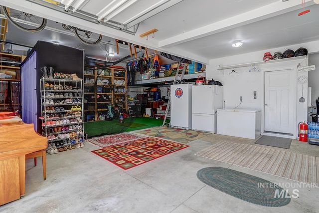 2820 W Paula Red, Kuna, ID 83634
