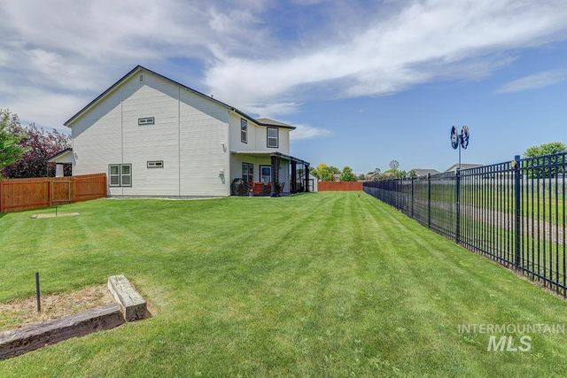 2820 W Paula Red, Kuna, ID 83634