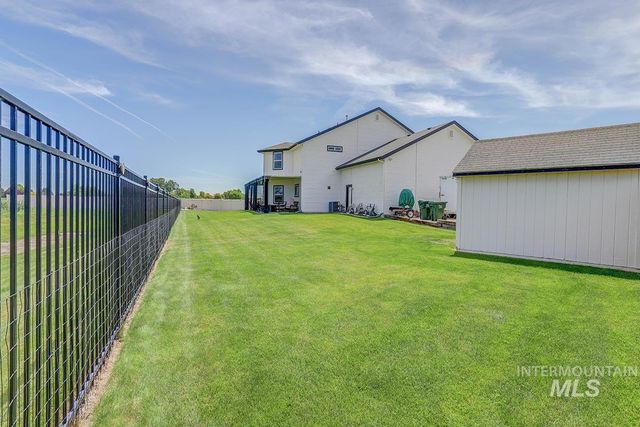 2820 W Paula Red, Kuna, ID 83634
