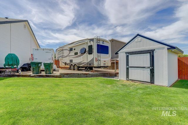 2820 W Paula Red, Kuna, ID 83634