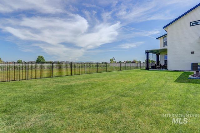 2820 W Paula Red, Kuna, ID 83634
