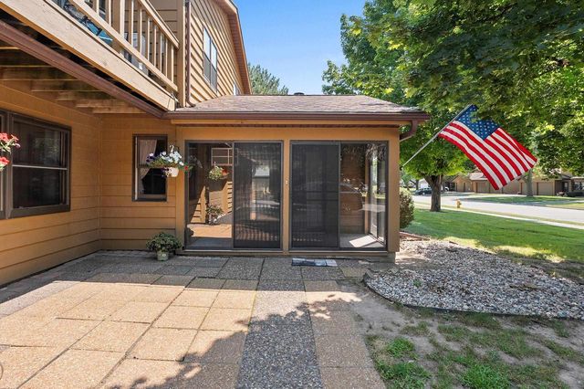 940 BABCOCK STREET #96, Neenah, WI 54956