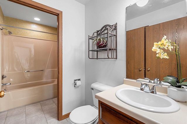 940 BABCOCK STREET #96, Neenah, WI 54956