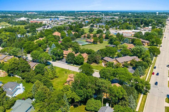 940 BABCOCK STREET #96, Neenah, WI 54956