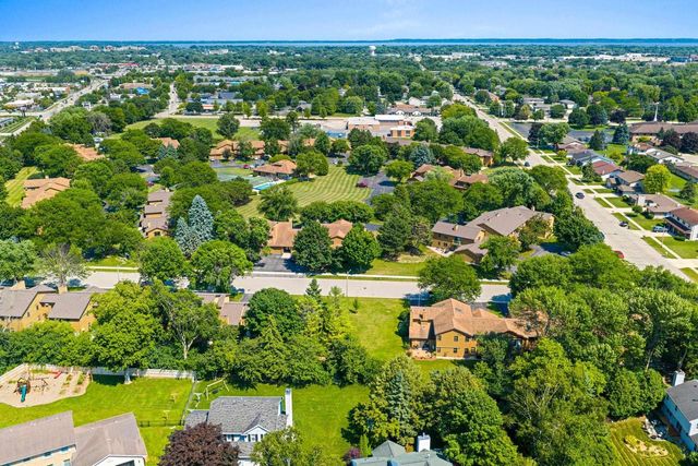 940 BABCOCK STREET #96, Neenah, WI 54956