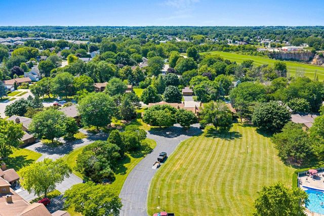 940 BABCOCK STREET #96, Neenah, WI 54956