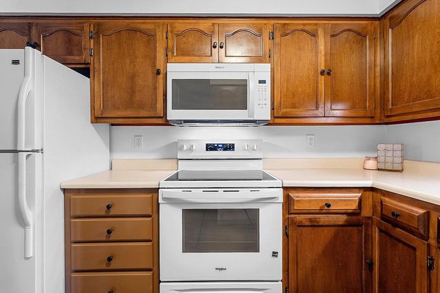 940 BABCOCK STREET #96, Neenah, WI 54956