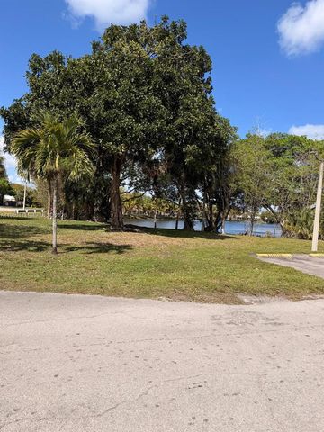 7101 SW 113th Ct 0, Miami, FL 33173