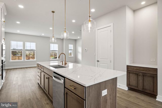 104 LIZABETTA LN, King Of Prussia, PA 19406