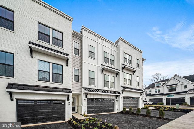 104 LIZABETTA LN, King Of Prussia, PA 19406