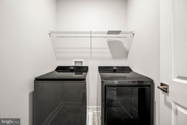 104 LIZABETTA LN, King Of Prussia, PA 19406