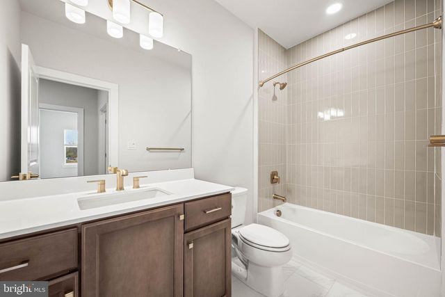 104 LIZABETTA LN, King Of Prussia, PA 19406