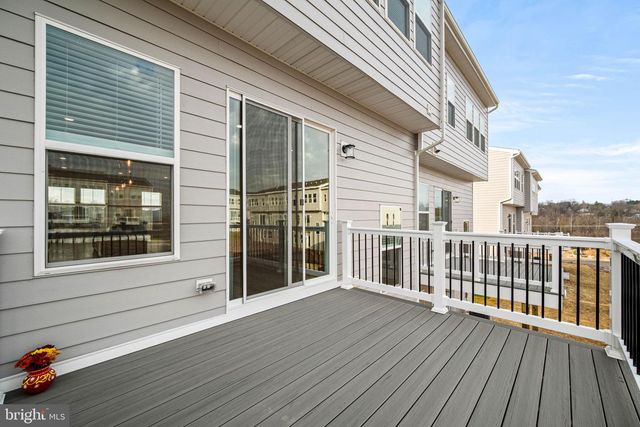 104 LIZABETTA LN, King Of Prussia, PA 19406