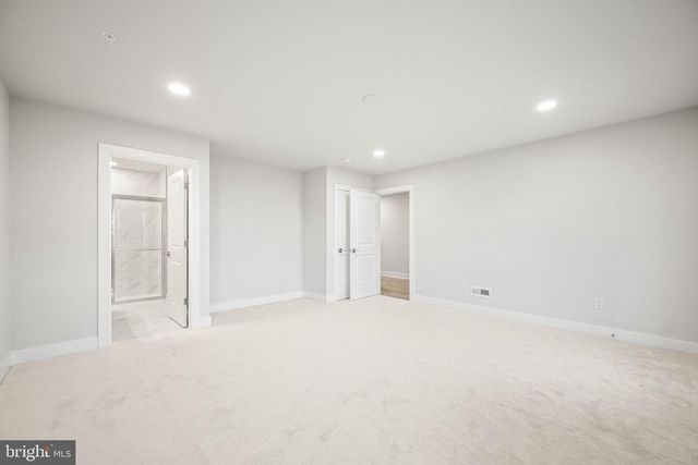 104 LIZABETTA LN, King Of Prussia, PA 19406