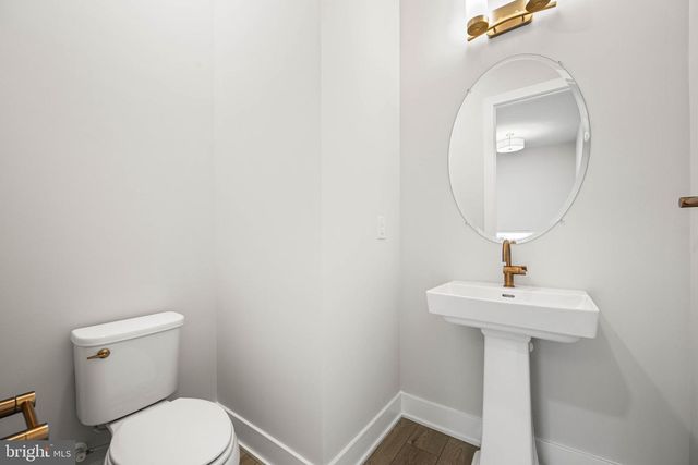 104 LIZABETTA LN, King Of Prussia, PA 19406