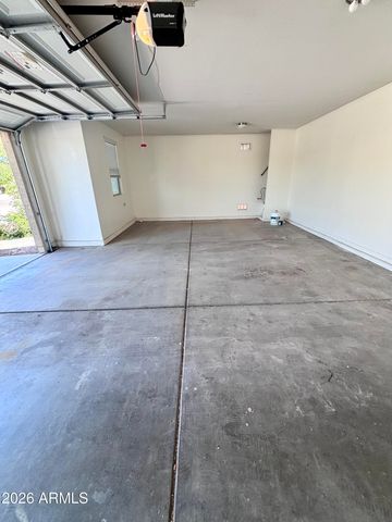 10231 W SOUTHGATE Avenue, Tolleson, AZ 85353