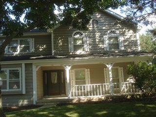 2240 Rosehill Court, Naperville, IL 60565