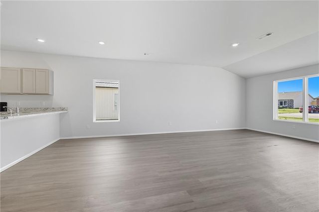 37733 W 208th Terrace, Edgerton, KS 66021