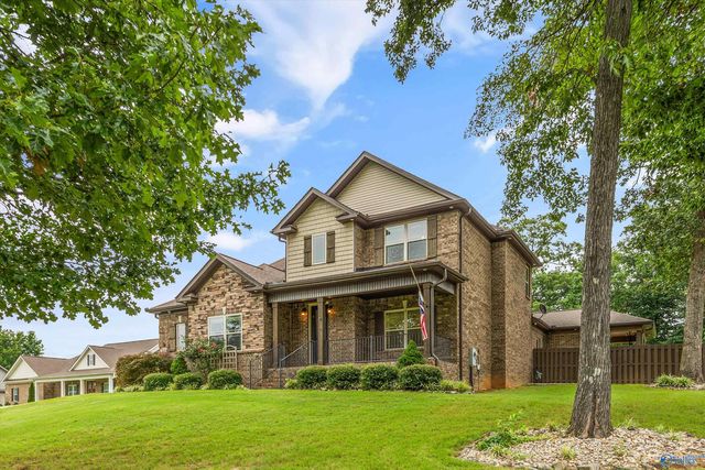 29 Knotting Hill Drive, Fayetteville, TN 37334