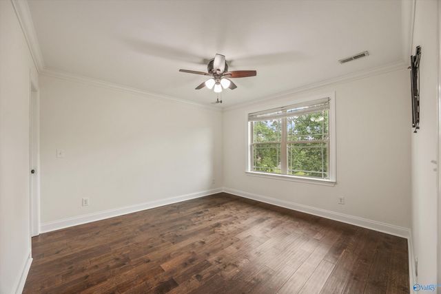 29 Knotting Hill Drive, Fayetteville, TN 37334