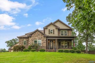 29 Knotting Hill Drive, Fayetteville, TN 37334