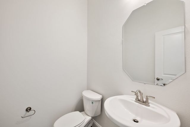 937 Cedar Street, Lavon, TX 75166