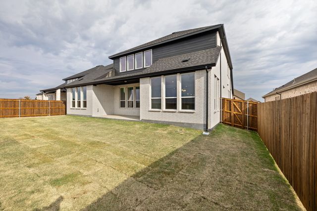 937 Cedar Street, Lavon, TX 75166