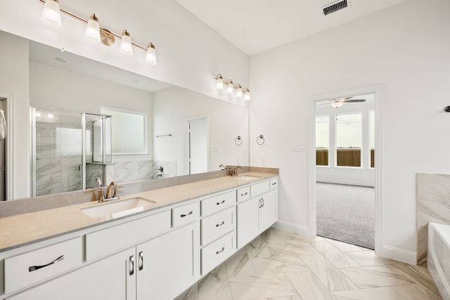 937 Cedar Street, Lavon, TX 75166