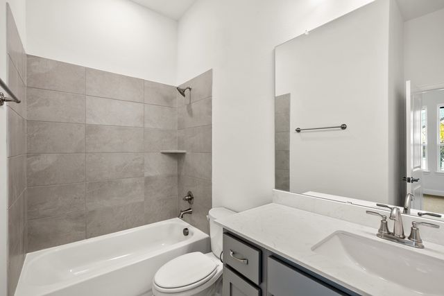 937 Cedar Street, Lavon, TX 75166