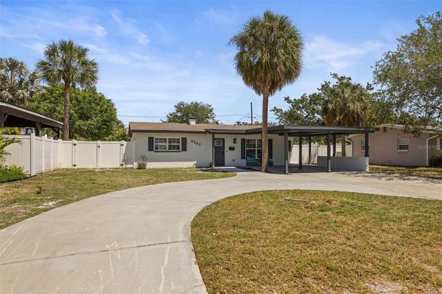 4327 HUNTINGTON STREET NE, St Petersburg, FL 33703