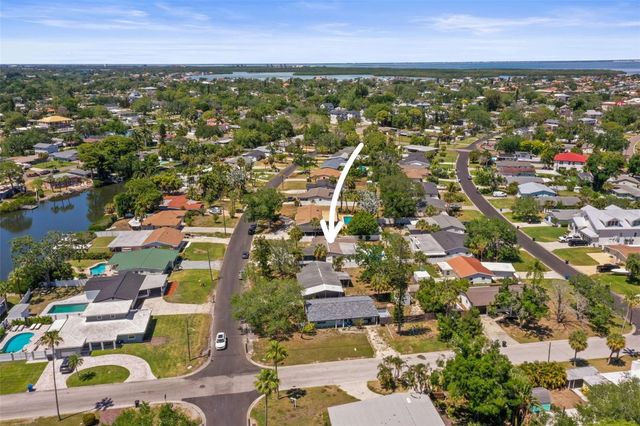 4327 HUNTINGTON STREET NE, St Petersburg, FL 33703