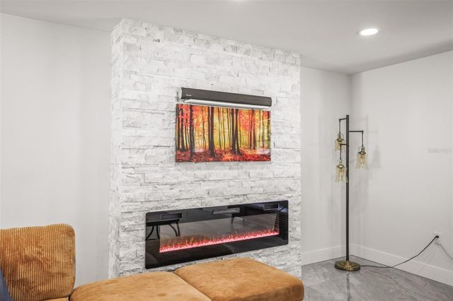 4327 HUNTINGTON STREET NE, St Petersburg, FL 33703