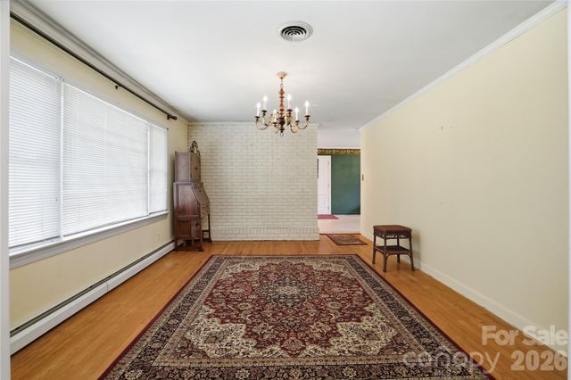 401 E End Avenue, Statesville, NC 28677